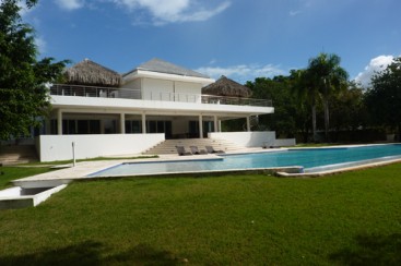  Beachfront Villa for Sale in Sosua – Modern Elegance with Breathtaking Ocean Views  