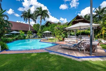 Elegant 10-Bedroom Villa for Sale in Casa de Campo, La Romana – Timeless Caribbean Sophistication