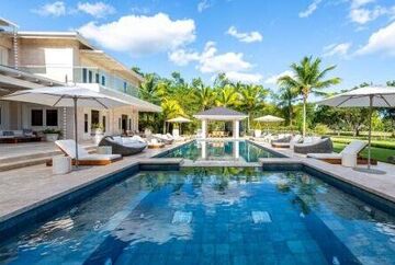 Exquisite 8-Bedroom Mansion for Sale in Casa de Campo, La Romana – A Masterpiece of Luxury and Design