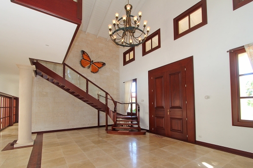 #5 Spectacular 7-Bedroom Mansion for Sale in Sea Horse Ranch – Luxury Living in the Dominican Republic