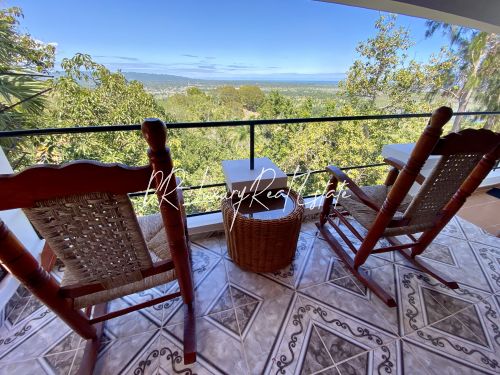 #11 Incredible oceanview villa with guesthouse in idyllic location