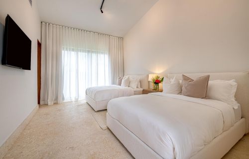 #10 Elegant 6-Bedroom Luxury Villa for Sale in Casa de Campo