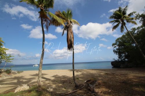 #5 Magnificent beachfront land perfect for residential development