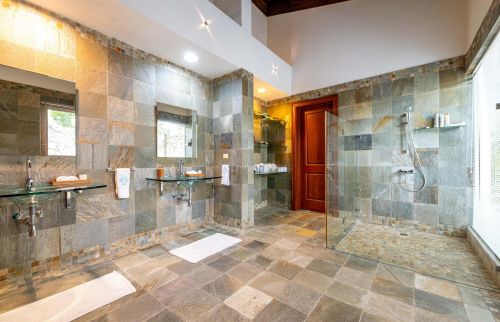 #10 Elegant 4-Bedroom Villa for Sale in Casa de Campo, La Romana – Your Dream Home Awaits