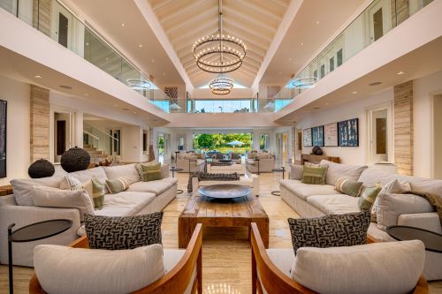 #5 Exquisite 8-Bedroom Mansion for Sale in Casa de Campo, La Romana – A Masterpiece of Luxury and Design